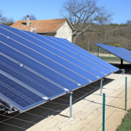 Le potentiel des tuiles photovoltaïques dans les régions à ensoleillement limité Orsay